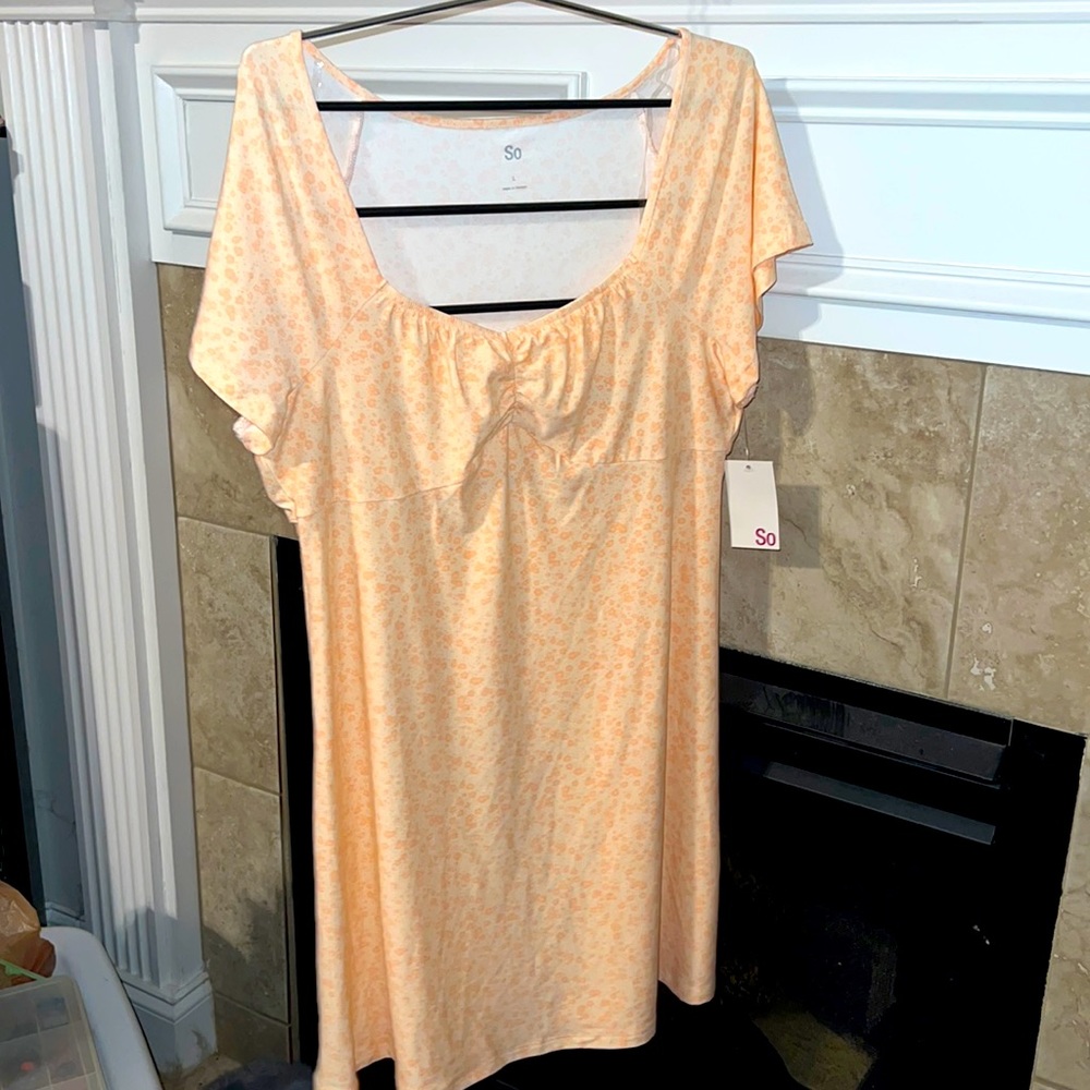 SO flutter sleeve mini dress